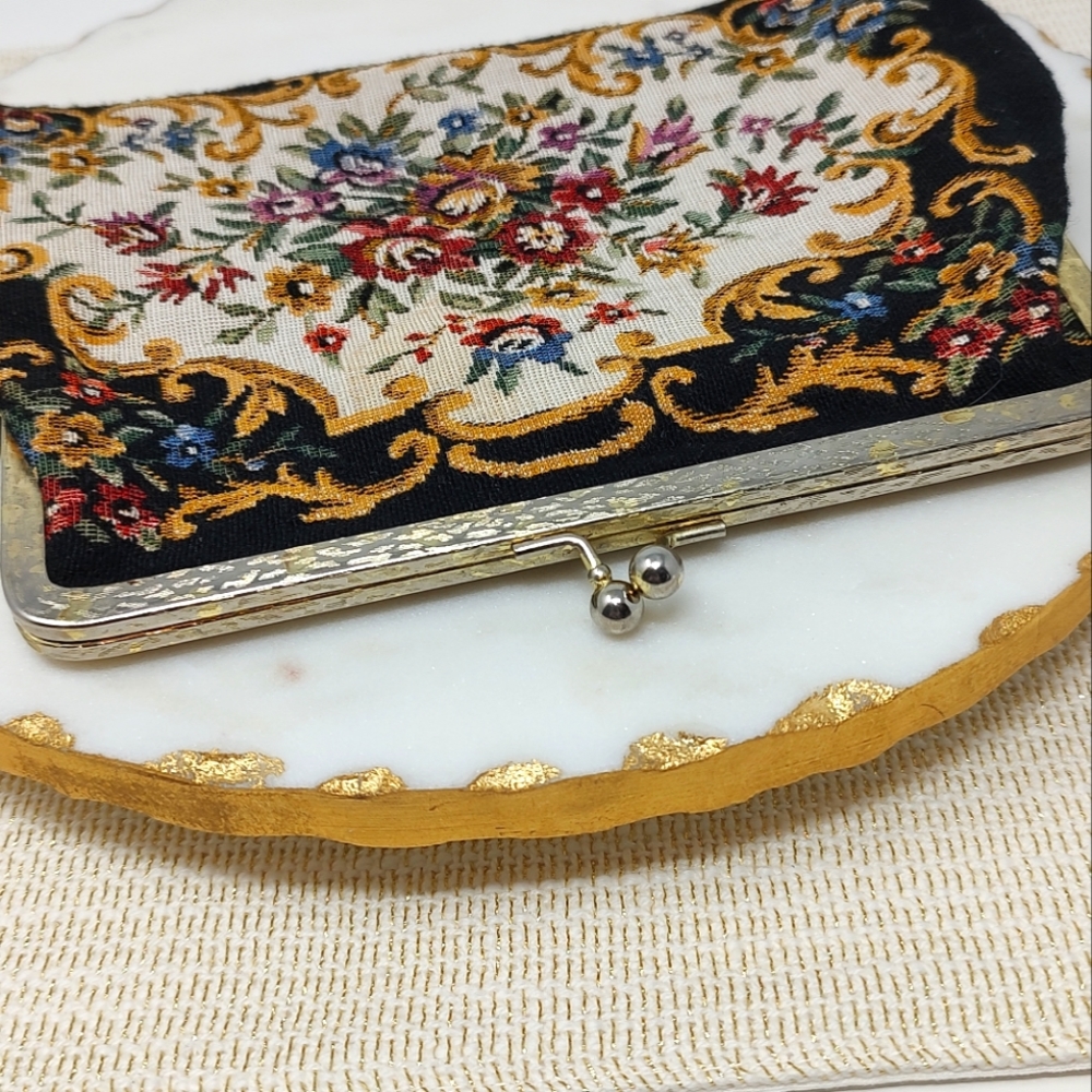 Vintage Walborg black floral embroidered clutch handbag - Picture 3 of 13